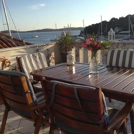 Exclusive Penthouse Hvar *